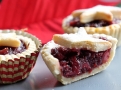 Mince pie můžete vykrajovat a dát do košíčků na mufiny